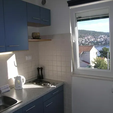 In Okrug Gornji With Sea View, Terrace, Air Conditioning, Wifi 5069-1 公寓