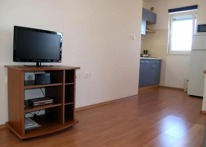 Apartman In Okrug Gornji With Sea View, Terrace, Air Conditioning, Wifi 5069-1
