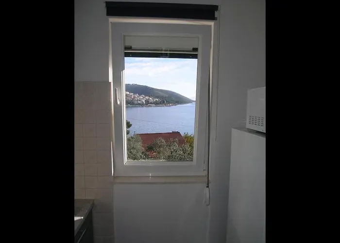 In Okrug Gornji With Sea View, Terrace, Air Conditioning, Wifi 5069-1 Appartement *