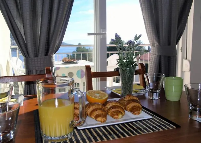In Okrug Gornji With Sea View, Terrace, Air Conditioning, Wifi 5069-1 *